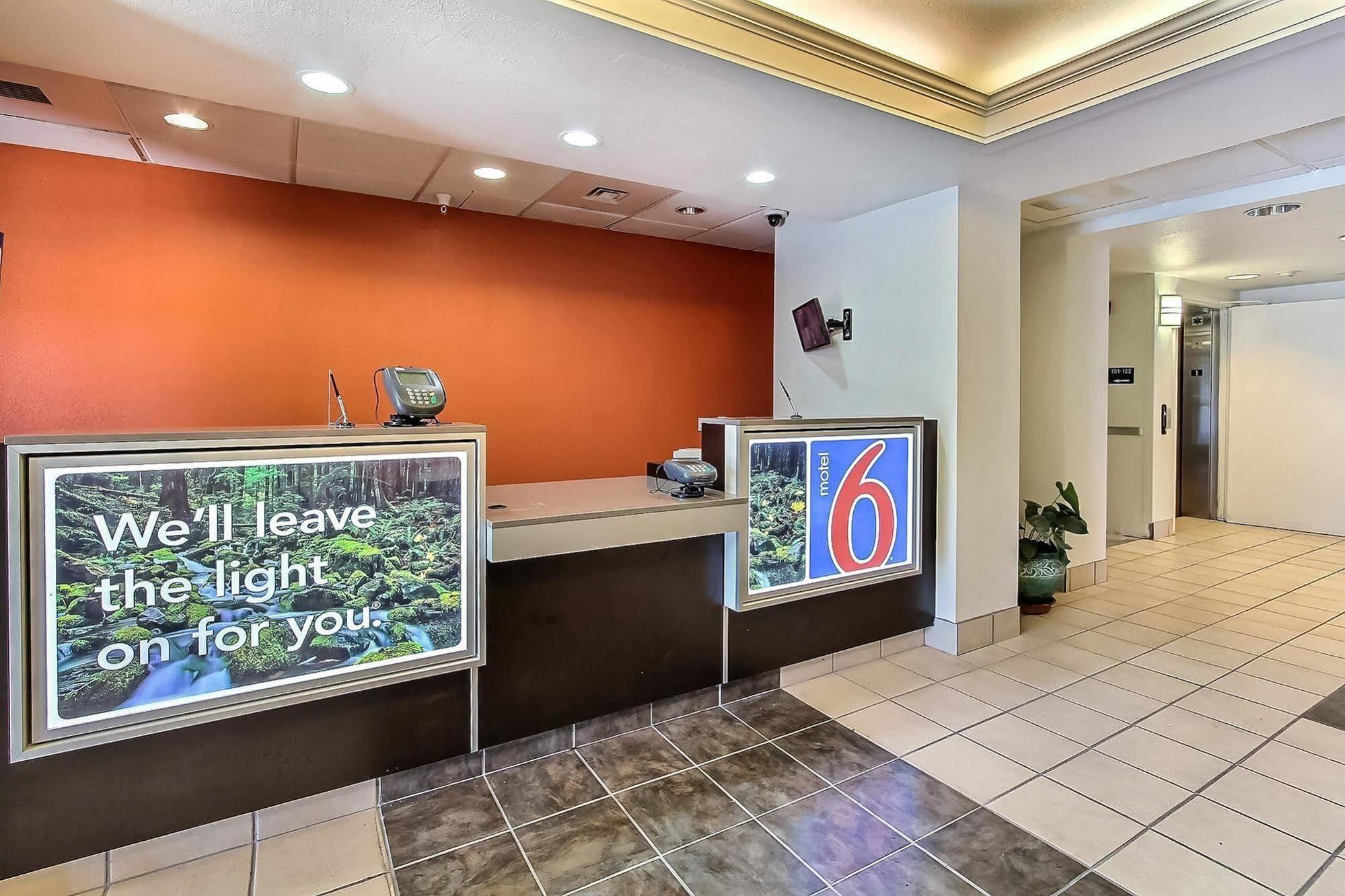 Motel 6-Gilroy, Ca Buitenkant foto