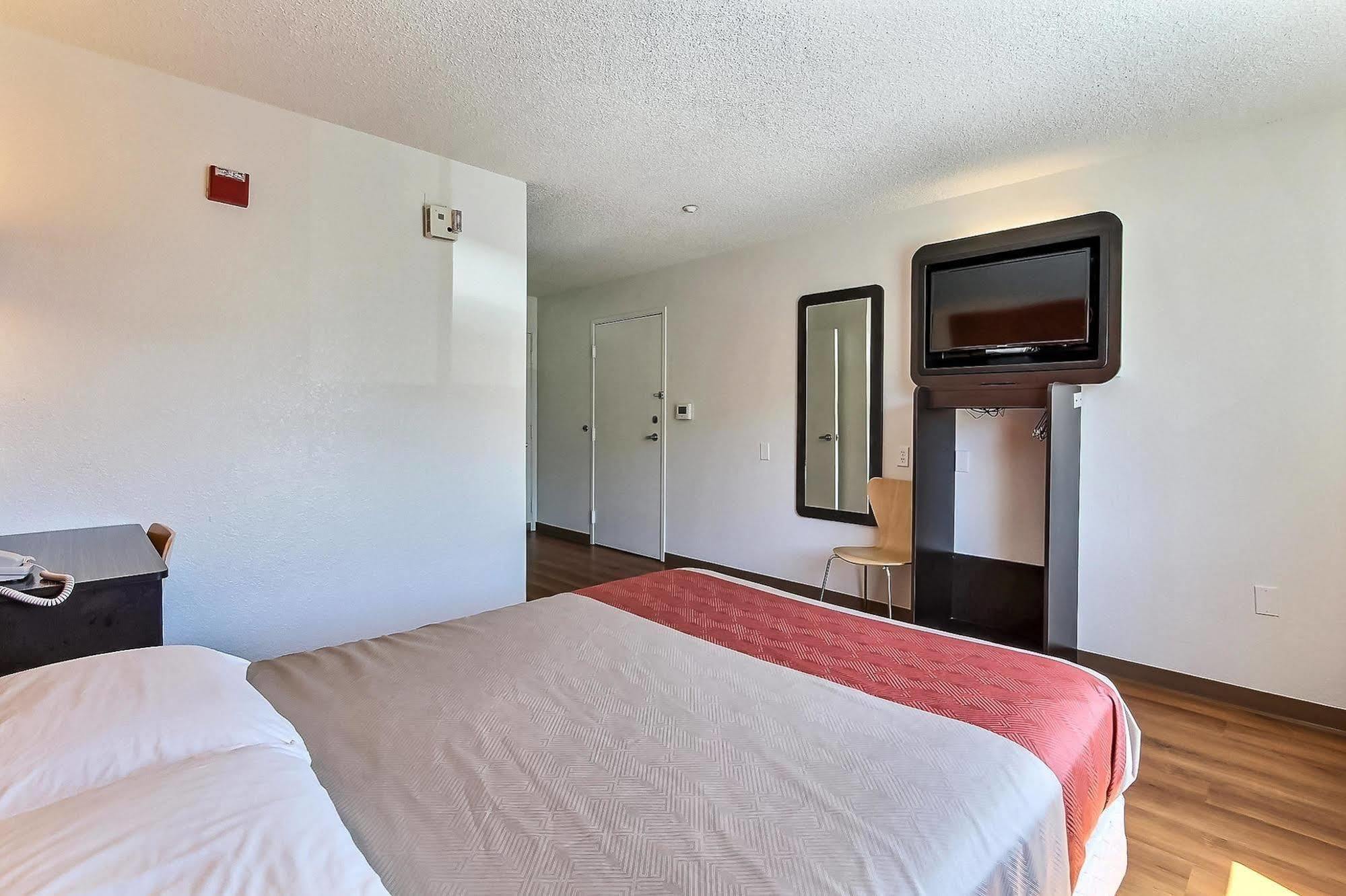 Motel 6-Gilroy, Ca Buitenkant foto